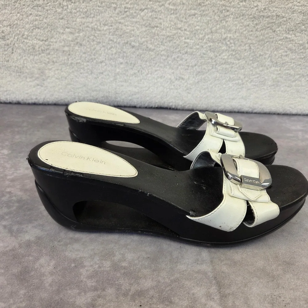 Calvin Klein Womens White Buckle Platform Wedge Slide Sandals Black Cutout Heel